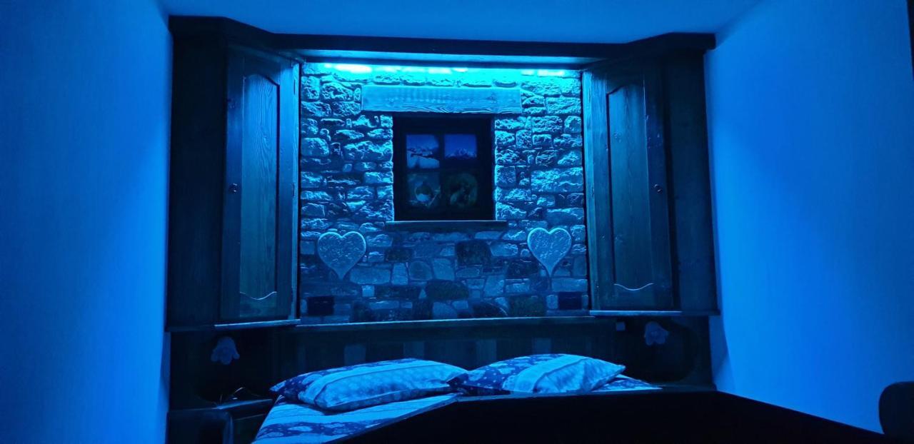 Le Petit Coeur Hotel Fontainamore Quarto foto